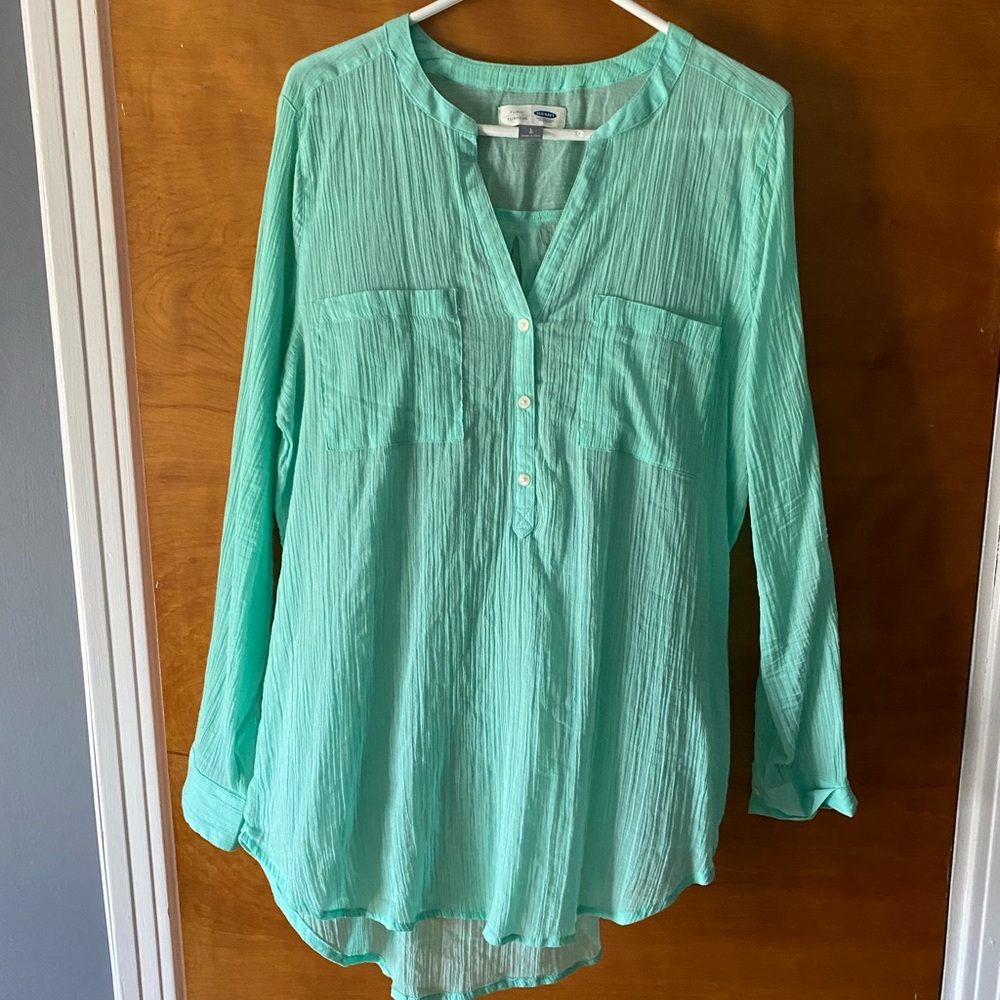 Old Navy Sheer Tunic. Size L